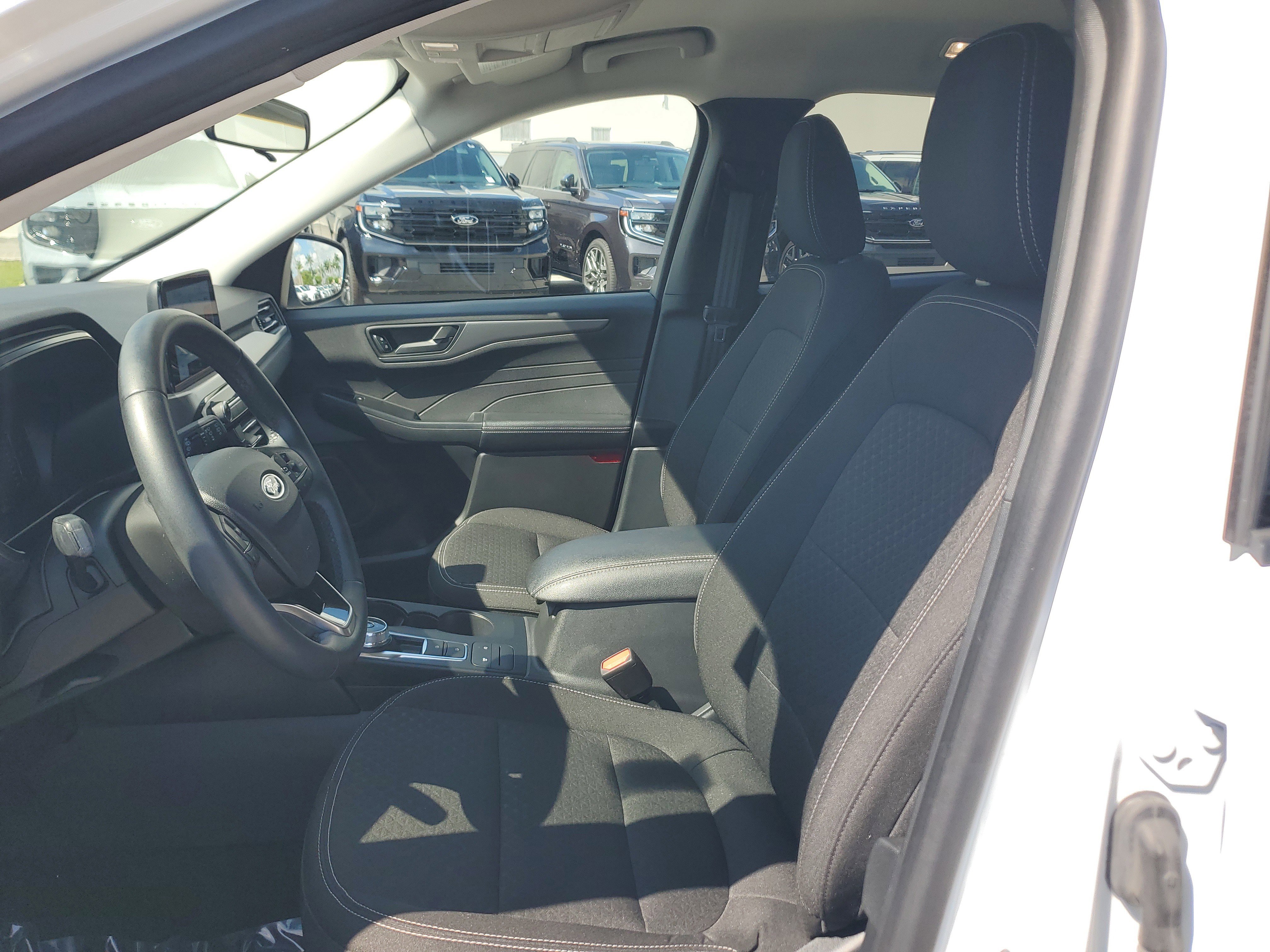 Used 2024 Ford Escape Active FWD image 18