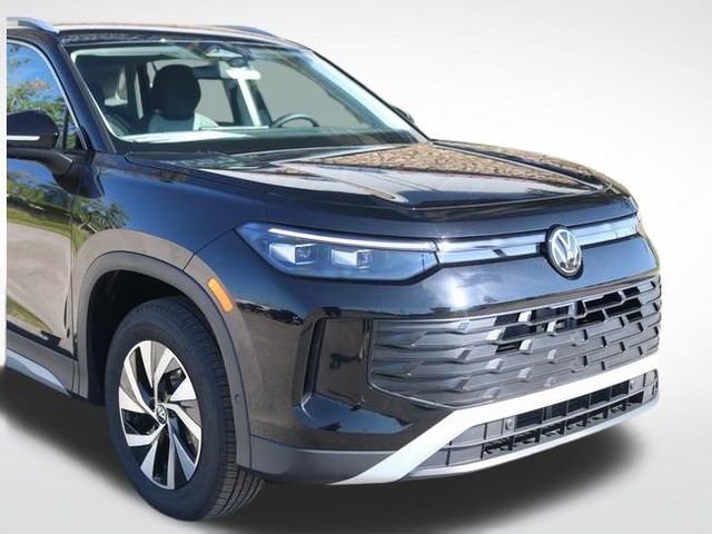 New 2026 Volkswagen Tiguan S image 3