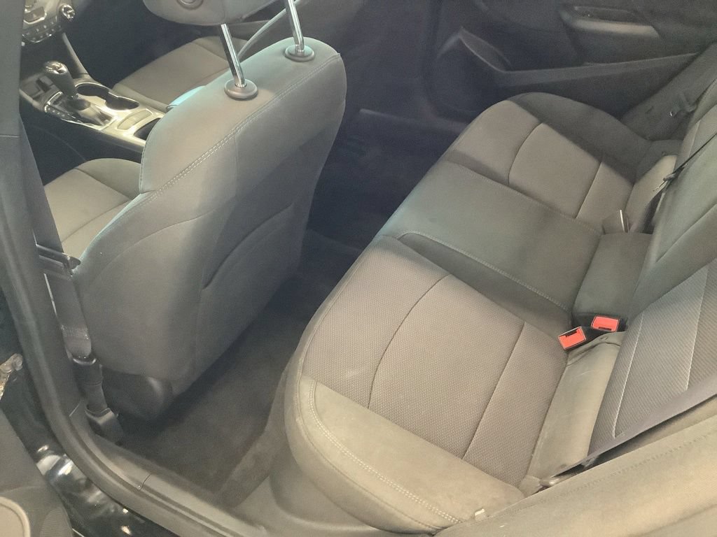 Used 2016 Chevrolet Cruze LT w/ Sun And Sound Package FWD image 17