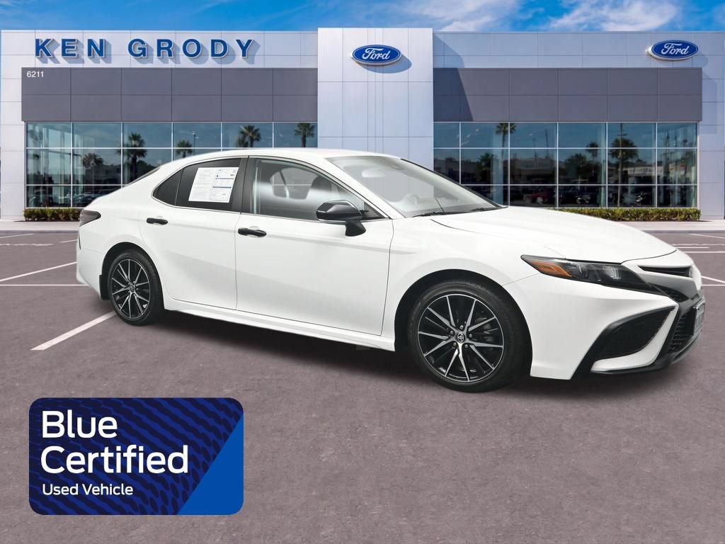 Used 2023 Toyota Camry SE
