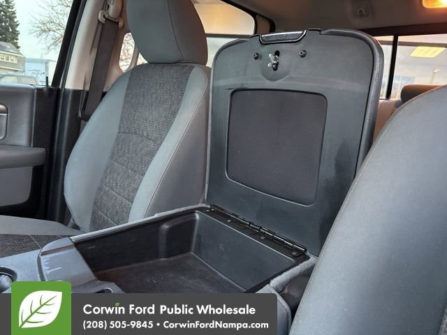 Used 2018 RAM 3500 Big Horn image 23