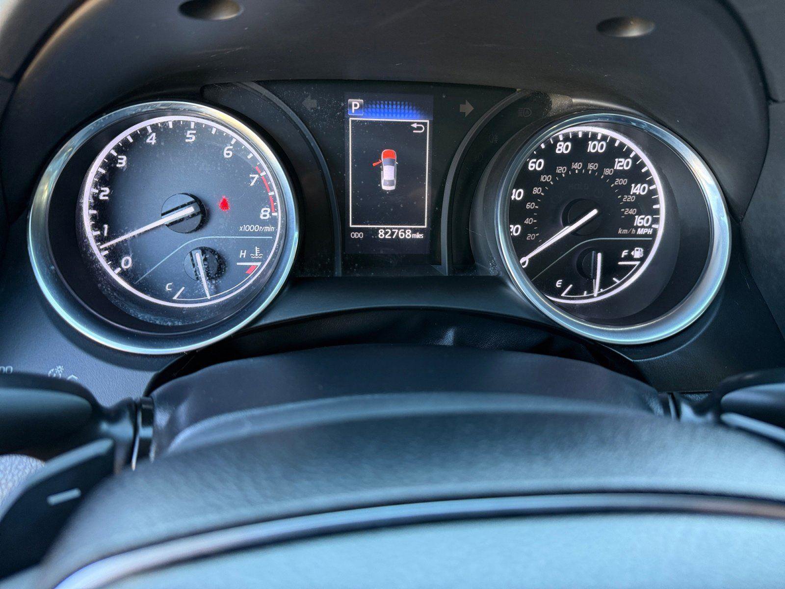 Used 2020 Toyota Camry SE image 18