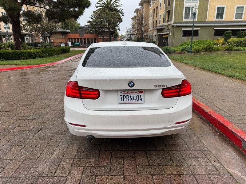 Used 2014 BMW 320i Sedan RWD image 10