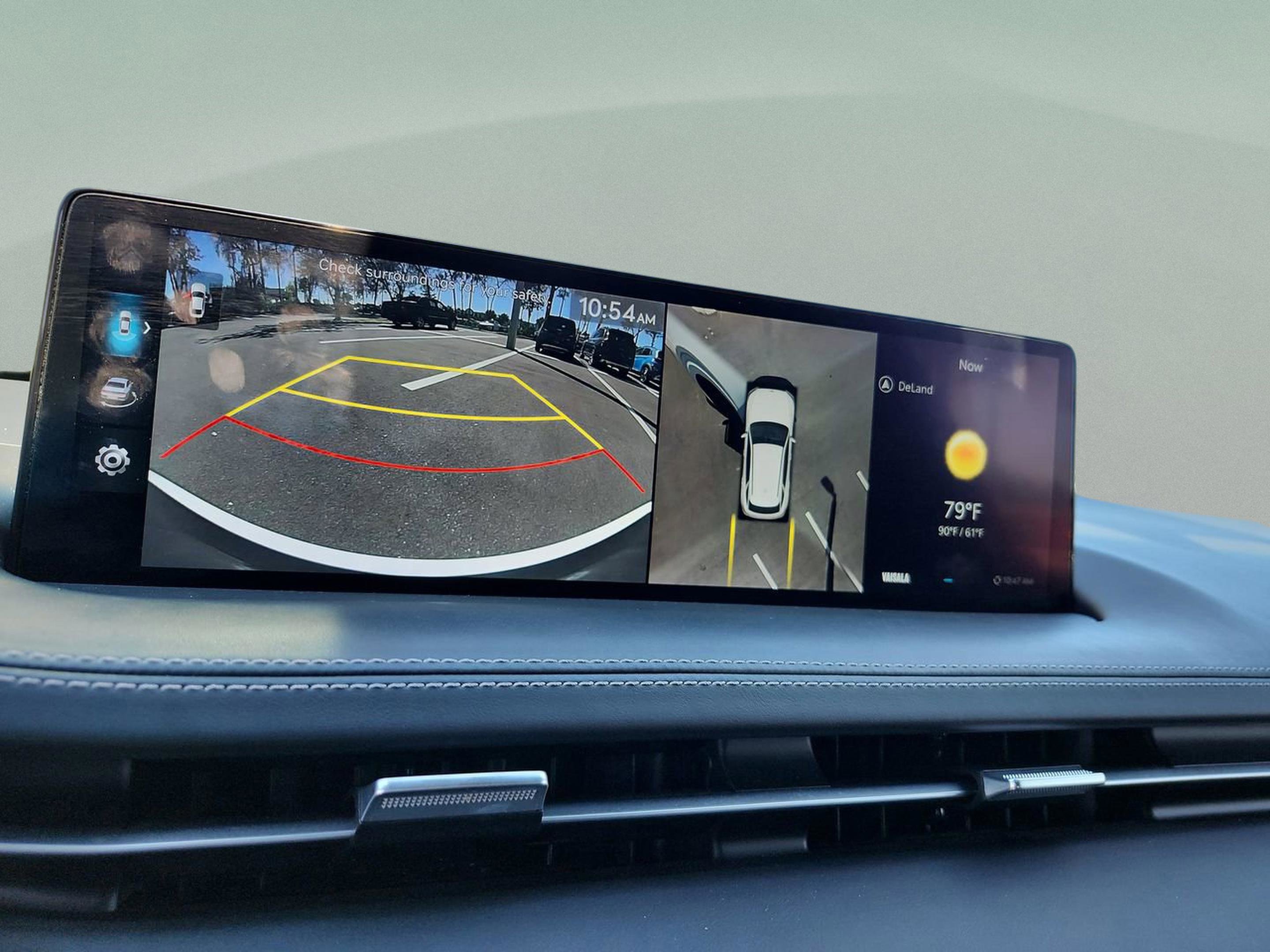 Used 2023 Genesis GV70 3.5T Sport w/ Sport Prestige Package AWD/4WD image 25