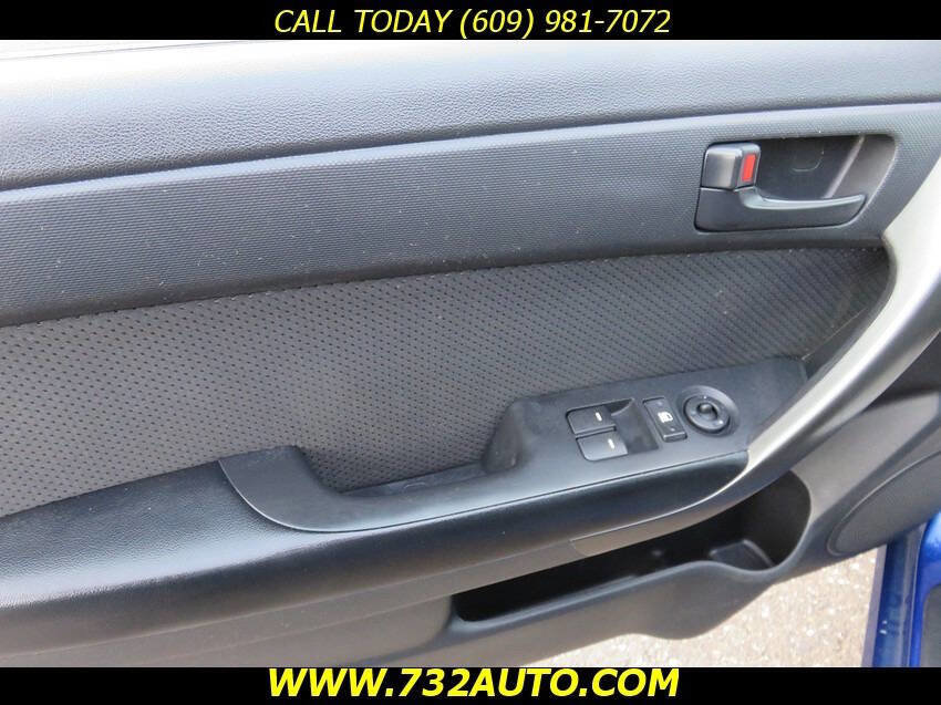 Used 2010 Kia Forte Koup EX image 26