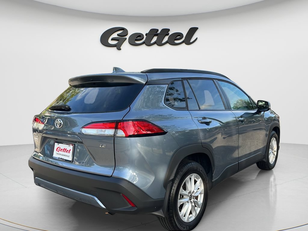Certified 2024 Toyota Corolla Cross LE FWD image 5