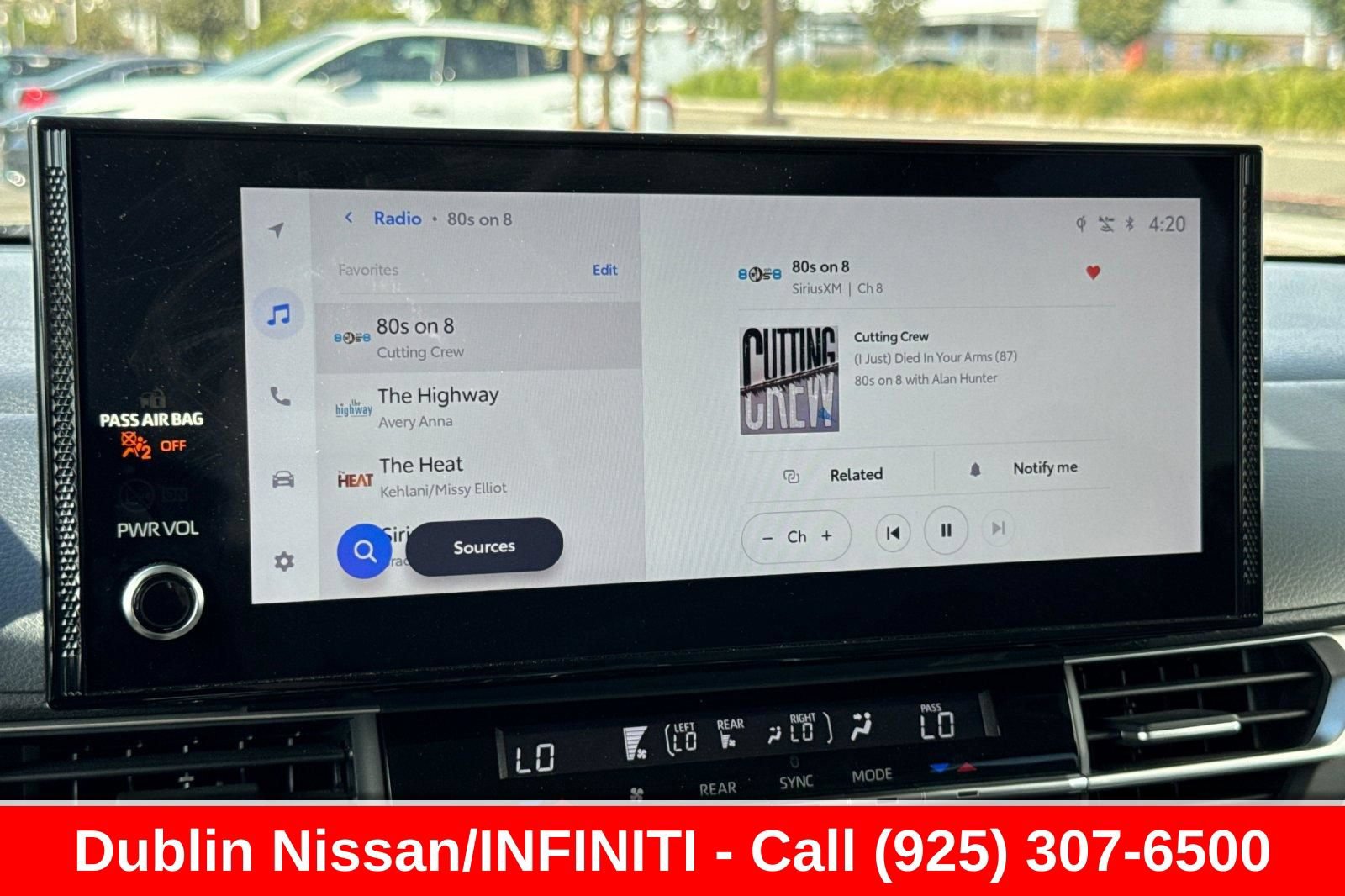 Used 2025 Toyota Sienna XLE FWD image 54