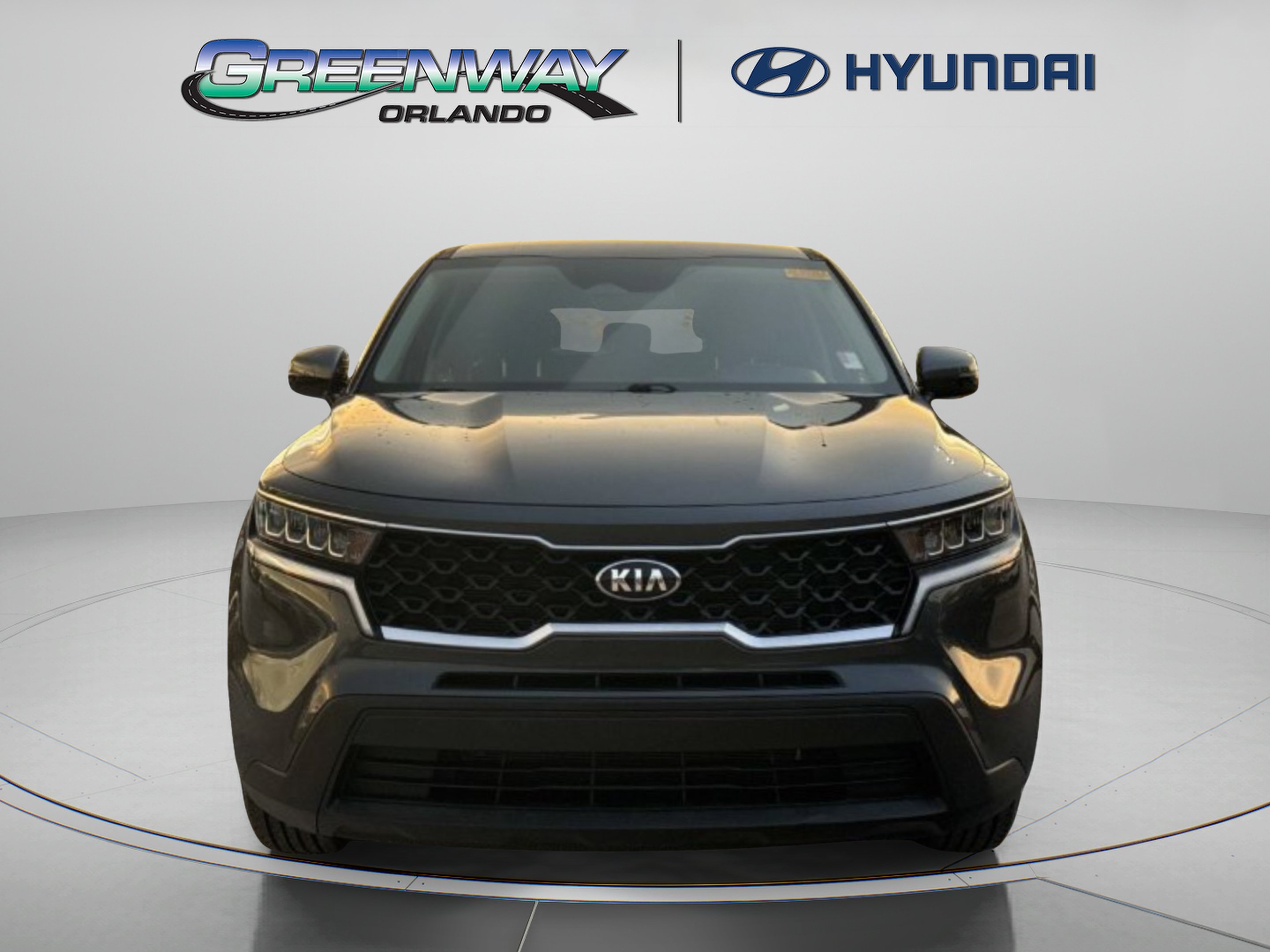 Used 2021 Kia Sorento LX FWD image 2
