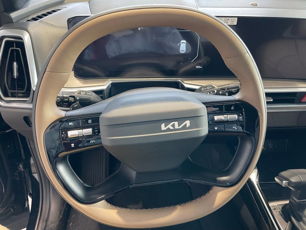 New 2026 Kia Sorento SX Prestige w/ Olive Brown Leather Package image 12