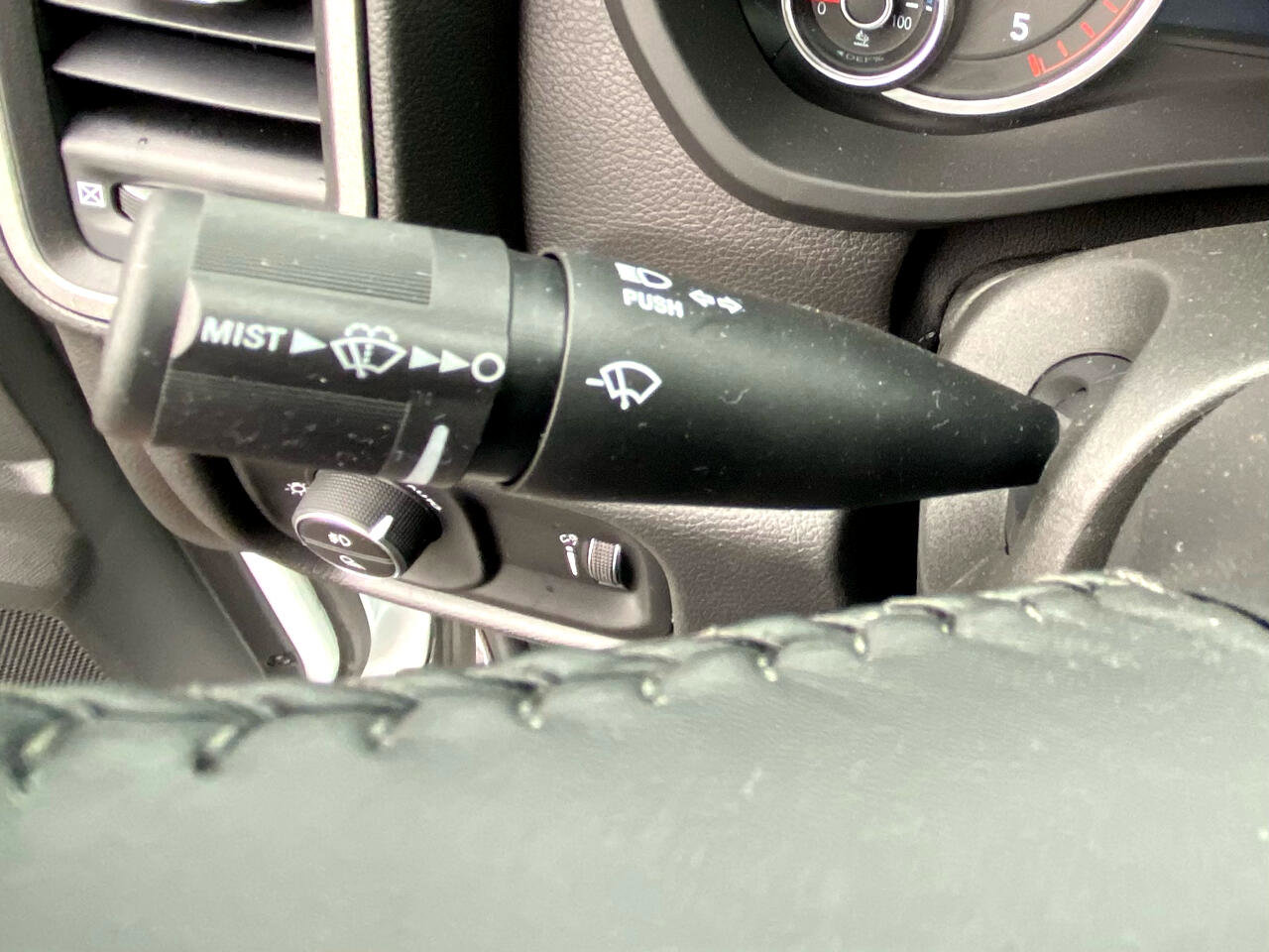 Used 2024 RAM 3500 Tradesman w/ Safety Group image 27