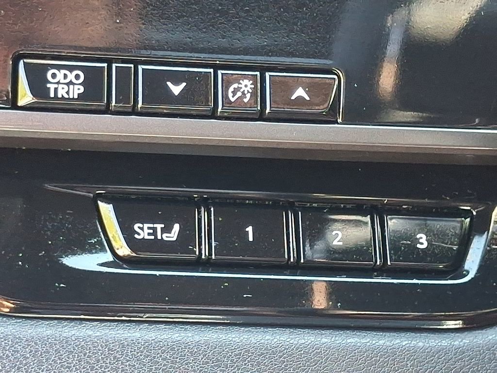 Used 2023 Lexus RX 500h F Sport w/ Accessory Package (2T) AWD/4WD image 26