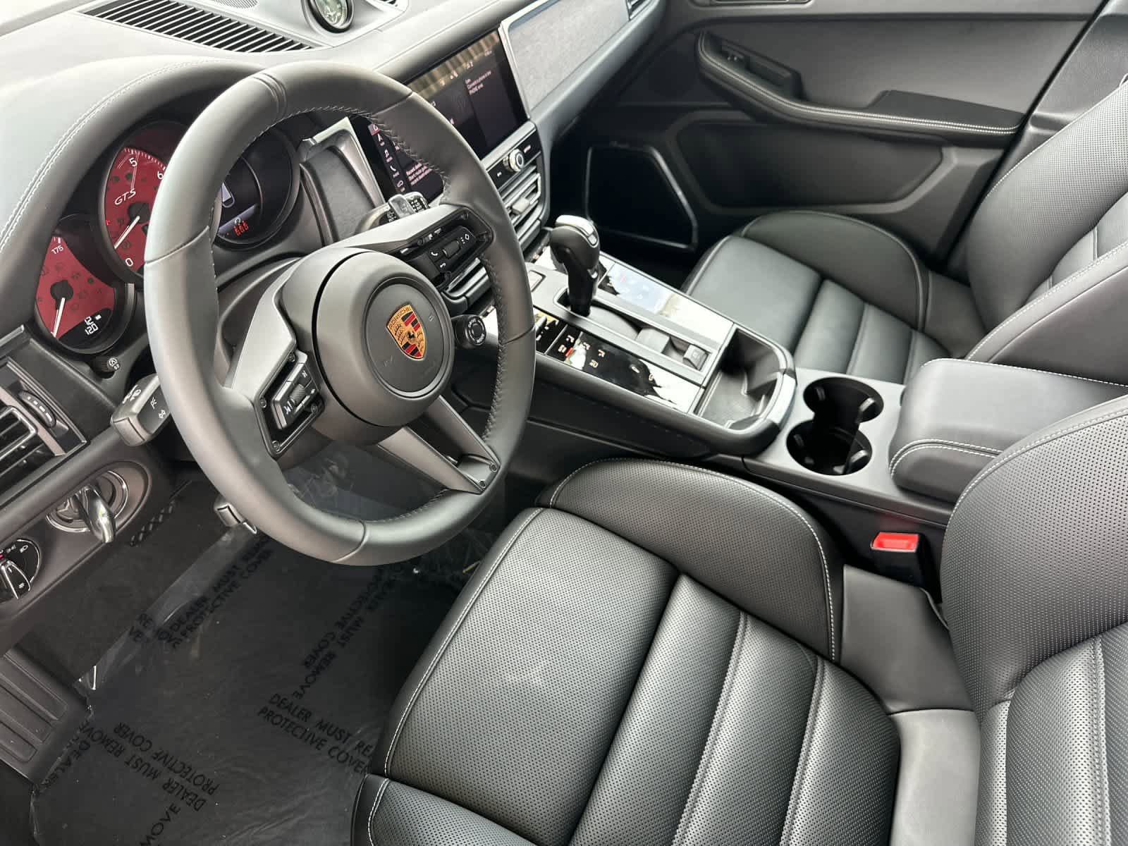 New 2026 Porsche Macan GTS AWD/4WD image 4