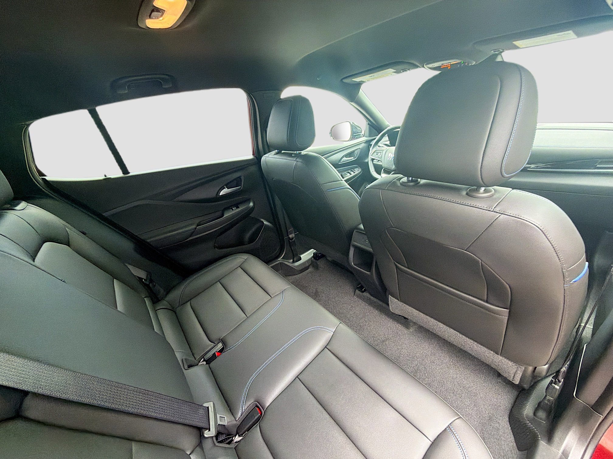 Used 2024 Buick Envista Sport Touring w/ Convenience I Package FWD image 29