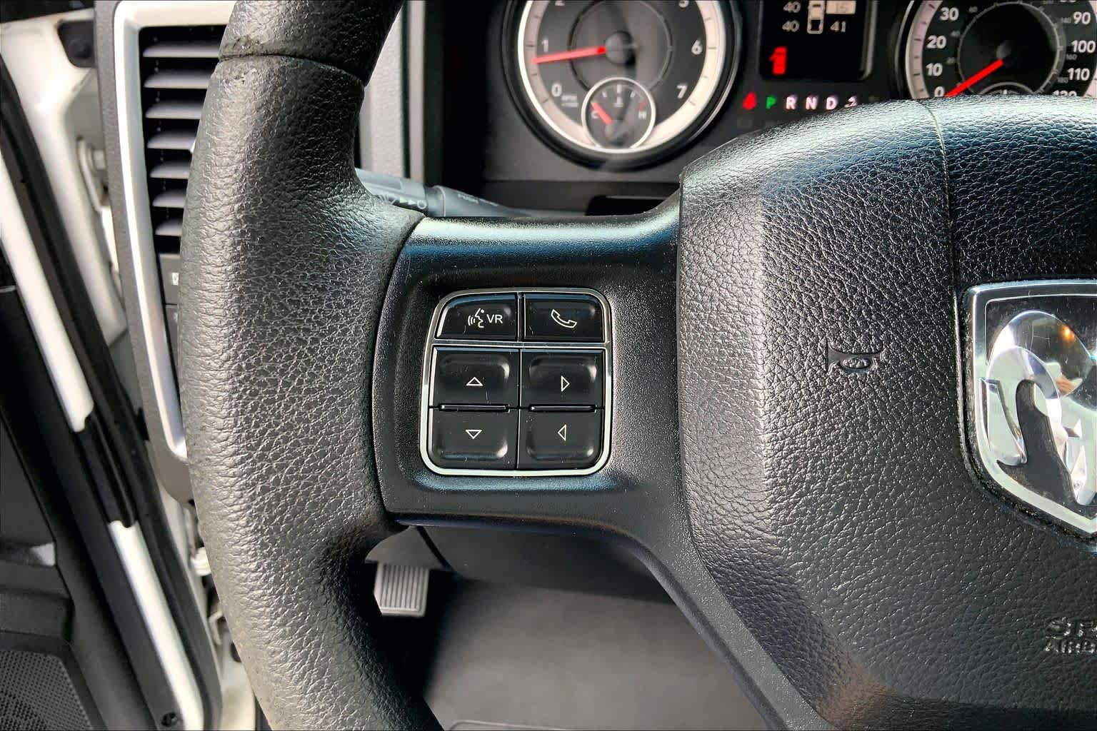 Used 2019 RAM 1500 Classic SLT RWD image 20