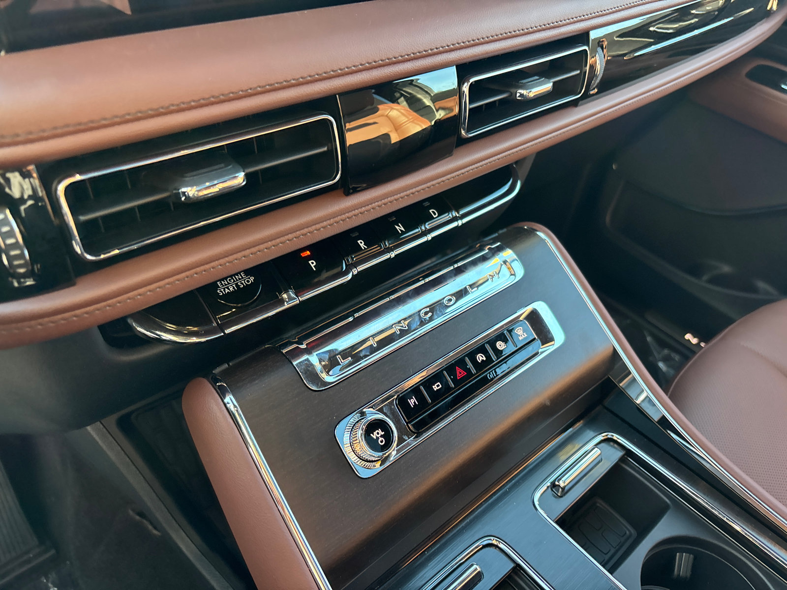 New 2027 Lincoln Aviator Reserve AWD/4WD image 21
