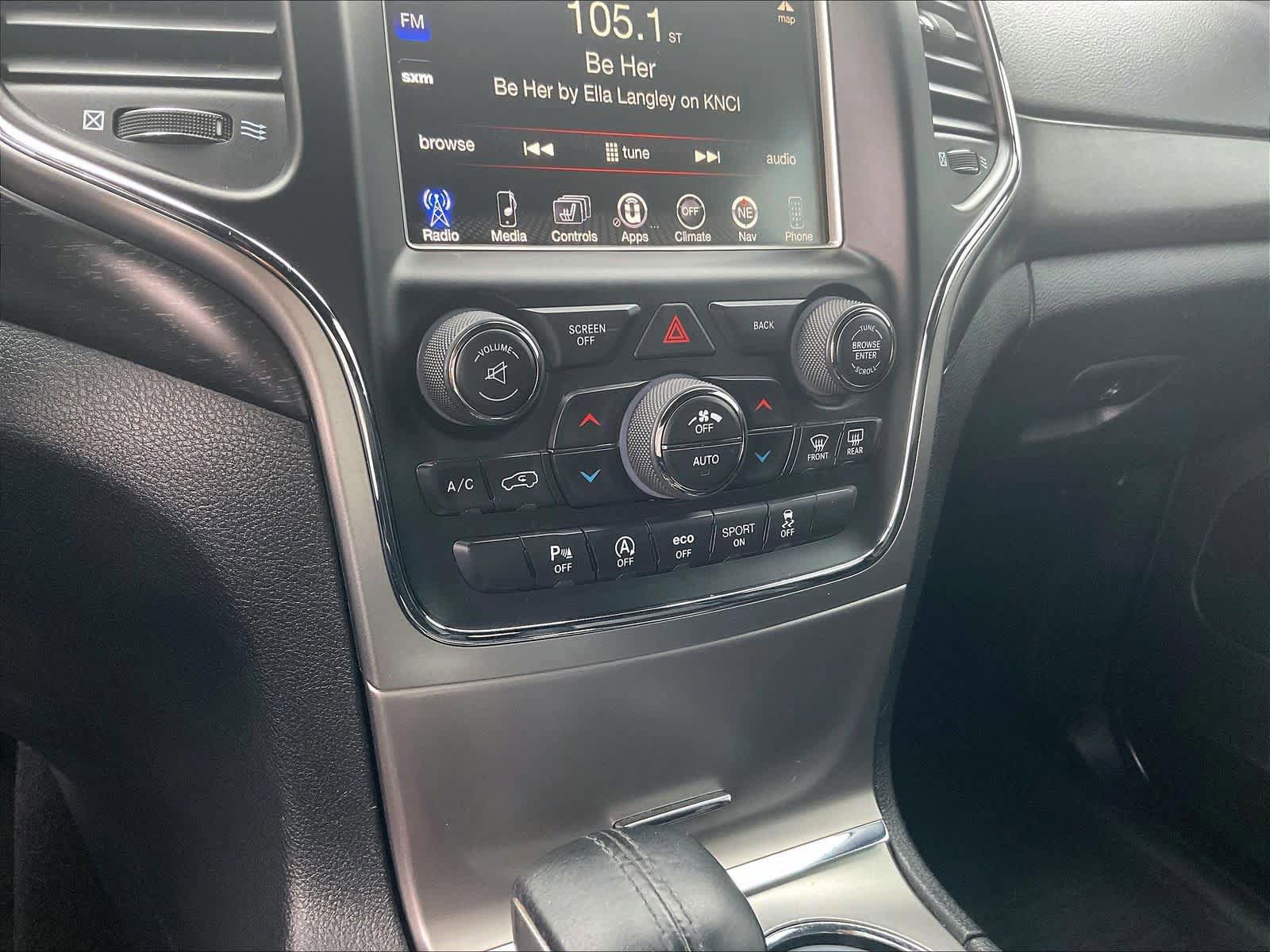 Used 2017 Jeep Grand Cherokee Altitude image 33
