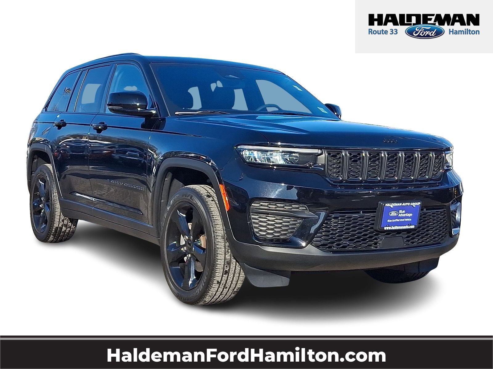 Used 2023 Jeep Grand Cherokee Altitude image 1