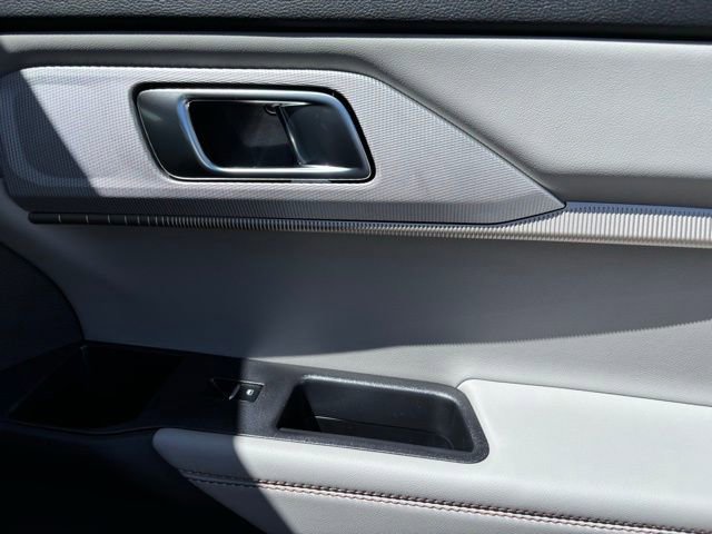 New 2026 Ford Explorer Active image 19