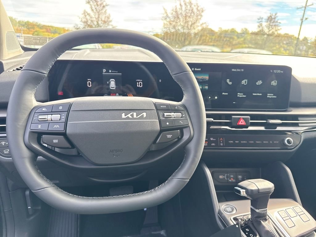 New 2026 Kia Sportage EX w/ EX Panorama Roof Package image 13