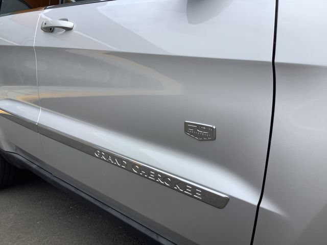 Used 2011 Jeep Grand Cherokee 70th Anniversary RWD image 42