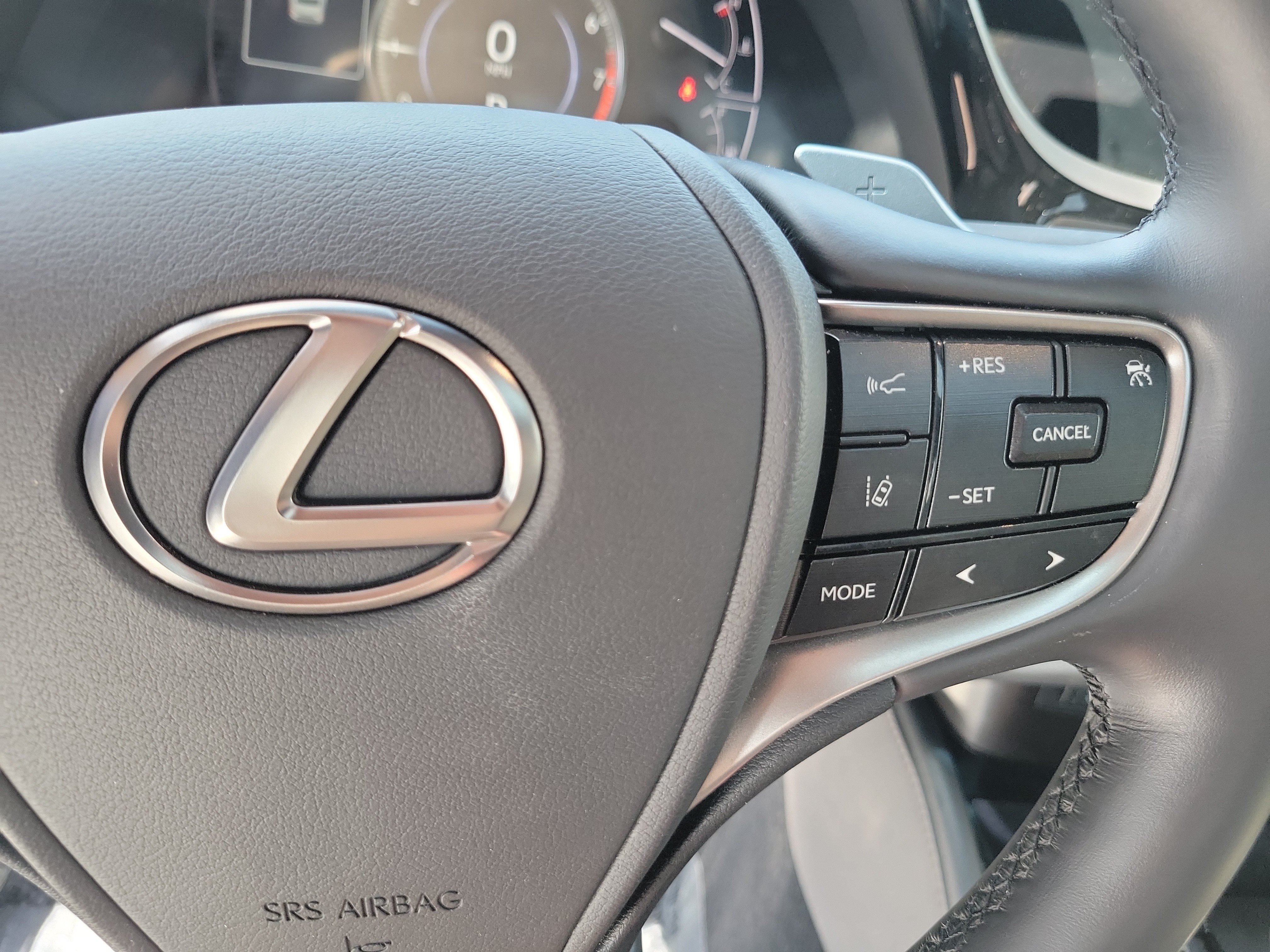 Certified 2025 Lexus ES 350 w/ Premium Package FWD image 26