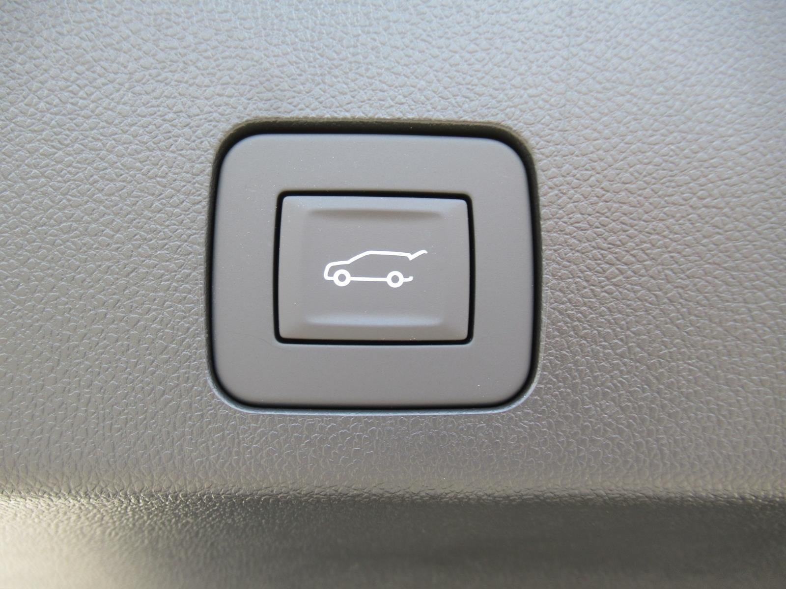 New 2026 Buick Encore GX Avenir w/ Avenir Technology Package FWD image 40