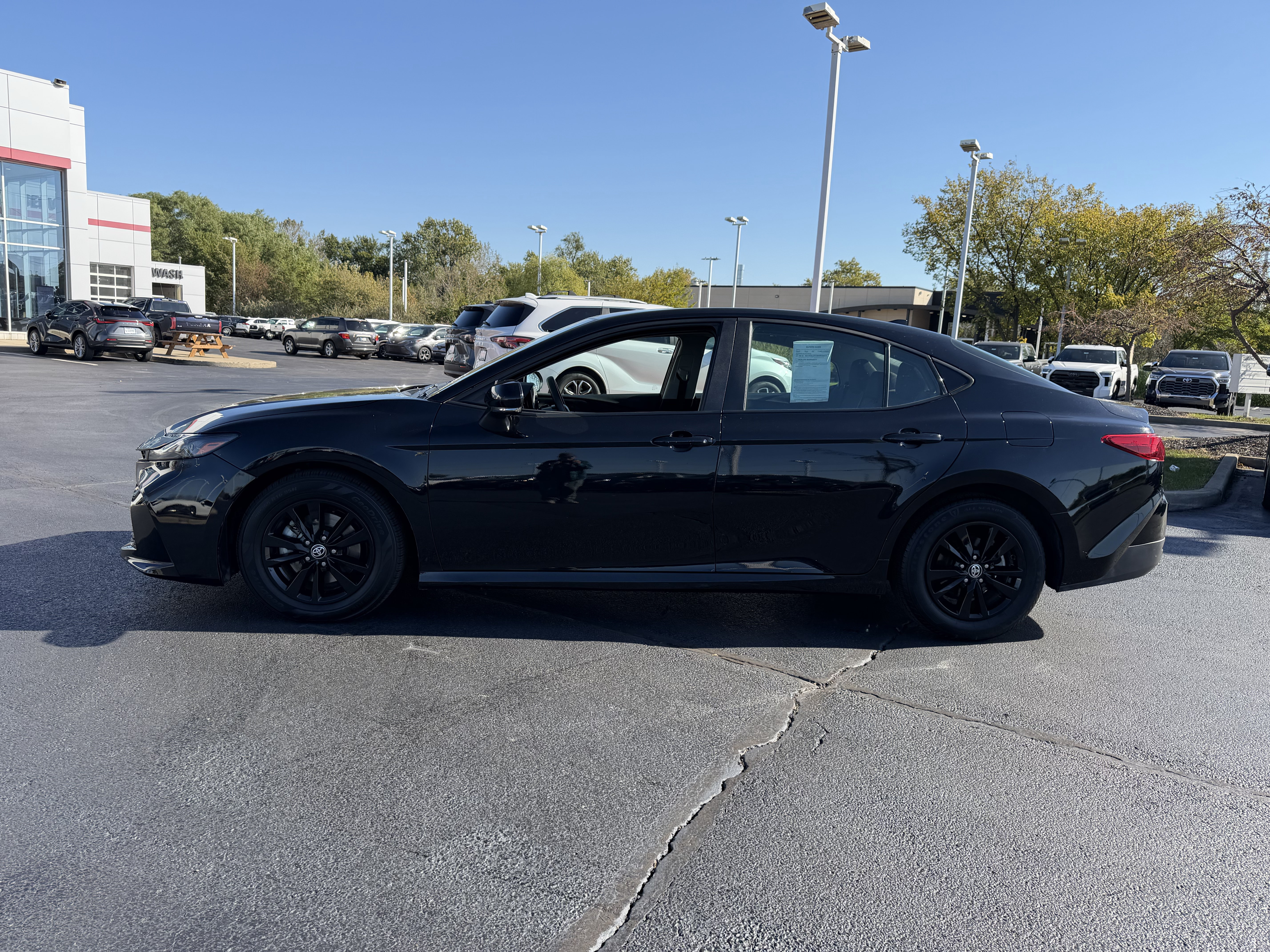 Used 2025 Toyota Camry LE FWD image 4