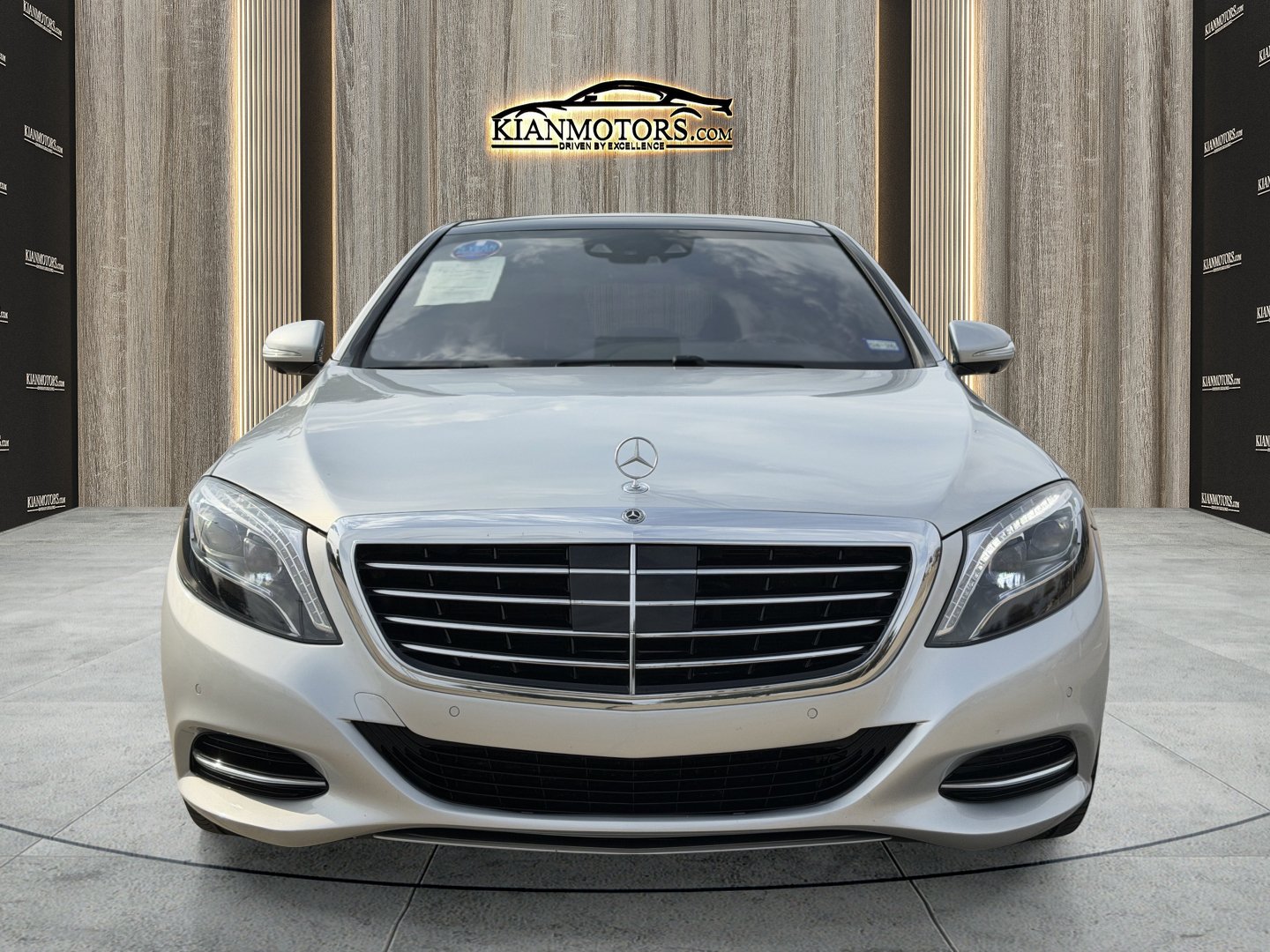 Used 2016 Mercedes-Benz S 550 Sedan image 5