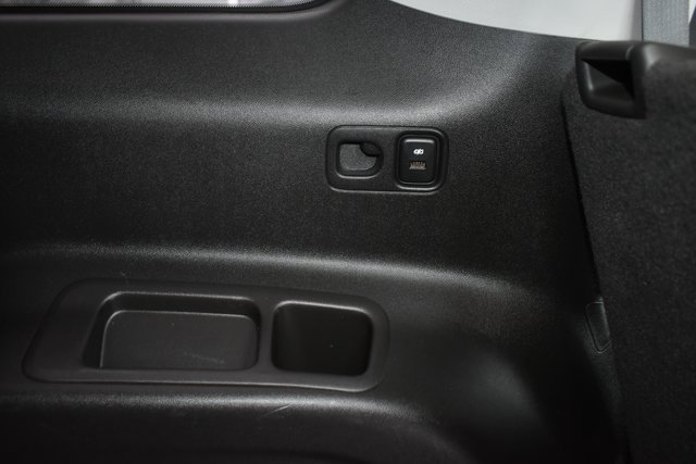 Used 2018 GMC Acadia SLT w/ LPO, Black Accent Package image 45