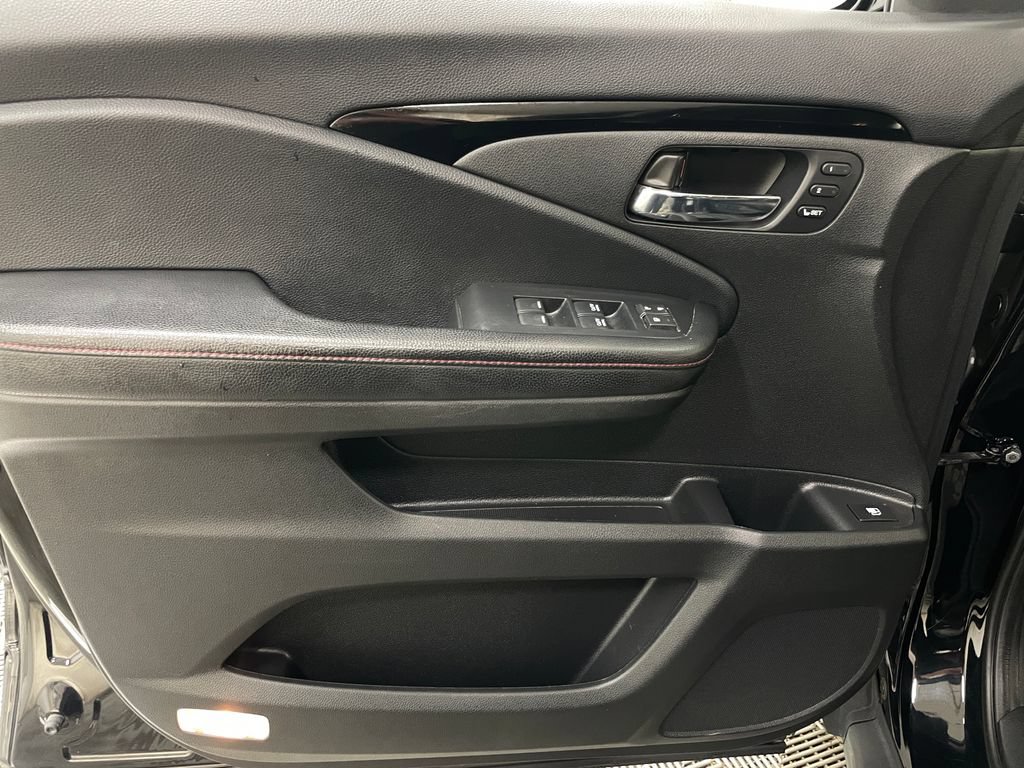 Used 2019 Honda Ridgeline Black Edition image 28