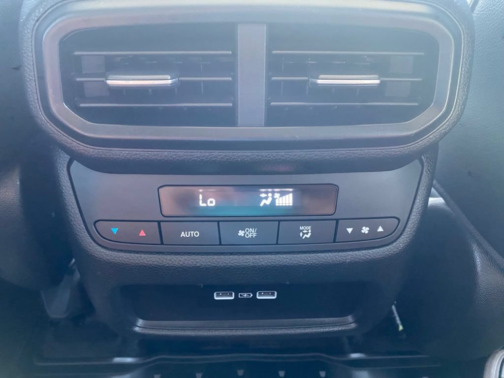 Used 2023 Honda Pilot EX-L image 19