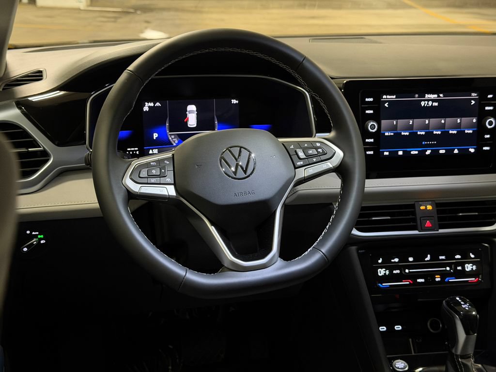 New 2026 Volkswagen Taos SE AWD/4WD image 14