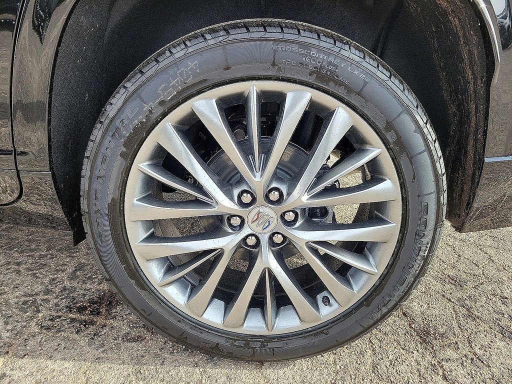 New 2026 Buick Enclave Avenir w/ Super Cruise Package FWD image 10