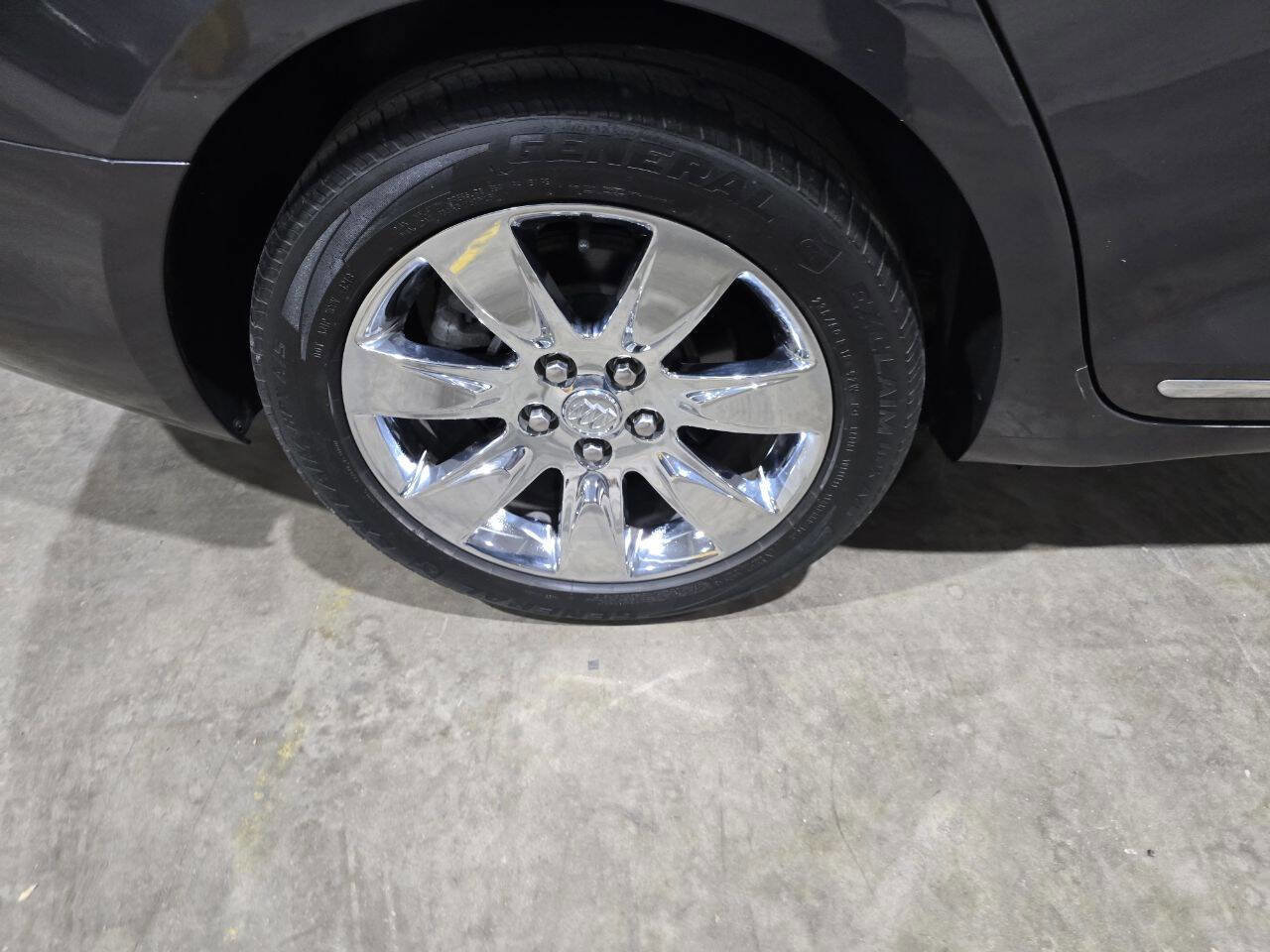 Used 2013 Buick LaCrosse Premium image 21