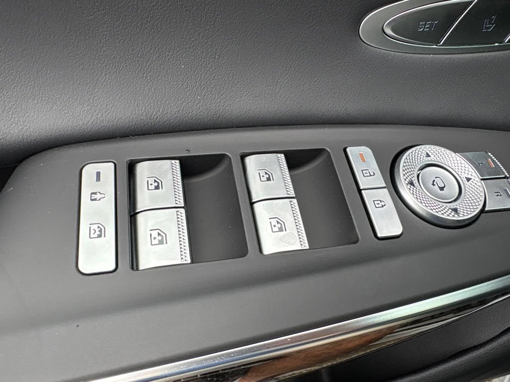 New 2026 Genesis GV70 3.5T Sport Prestige AWD/4WD image 13
