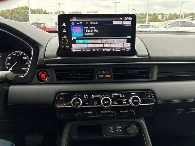 Used 2025 Honda Pilot Touring image 32