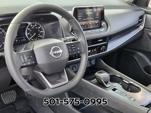 Used 2026 Nissan Rogue SV FWD image 9
