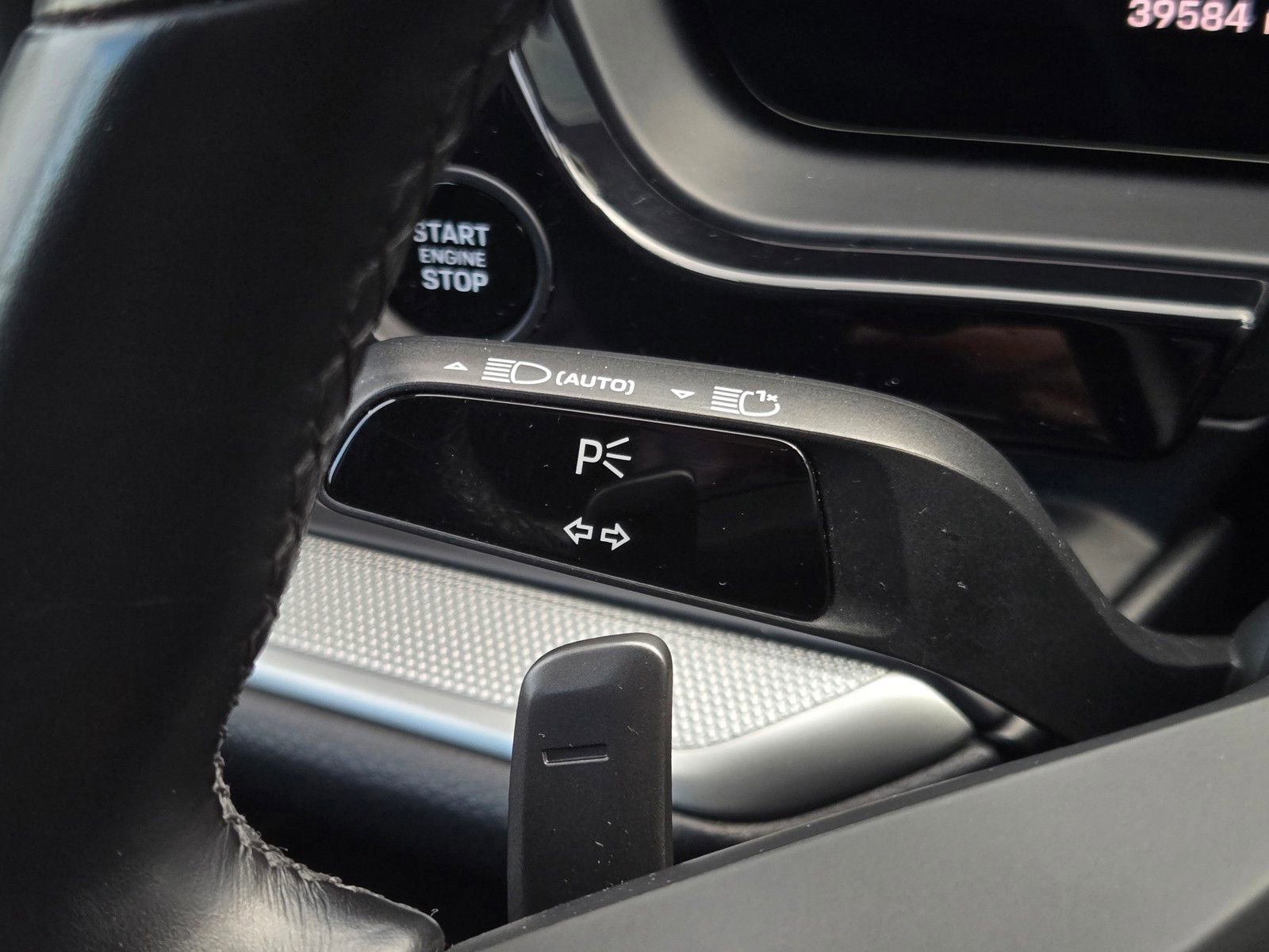 Used 2024 Porsche Cayenne image 24