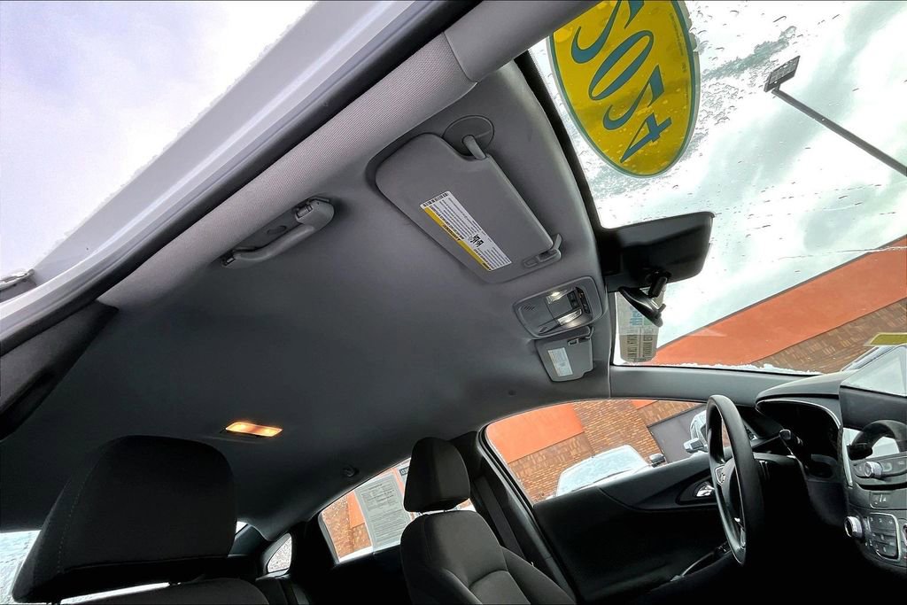 Used 2024 Chevrolet Malibu LT image 23
