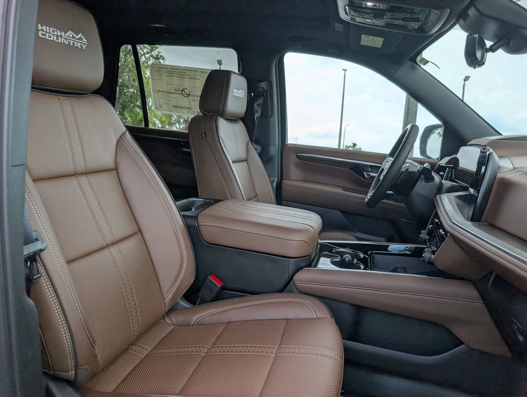 New 2026 Chevrolet Tahoe High Country AWD/4WD image 14