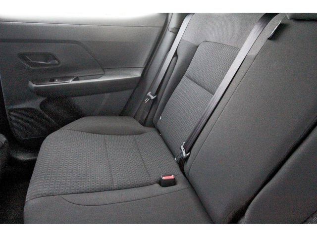 New 2026 Nissan Kicks S image 18