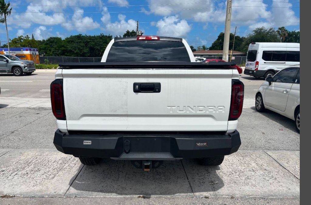 Used 2016 Toyota Tundra SR w/ Tow Package image 6