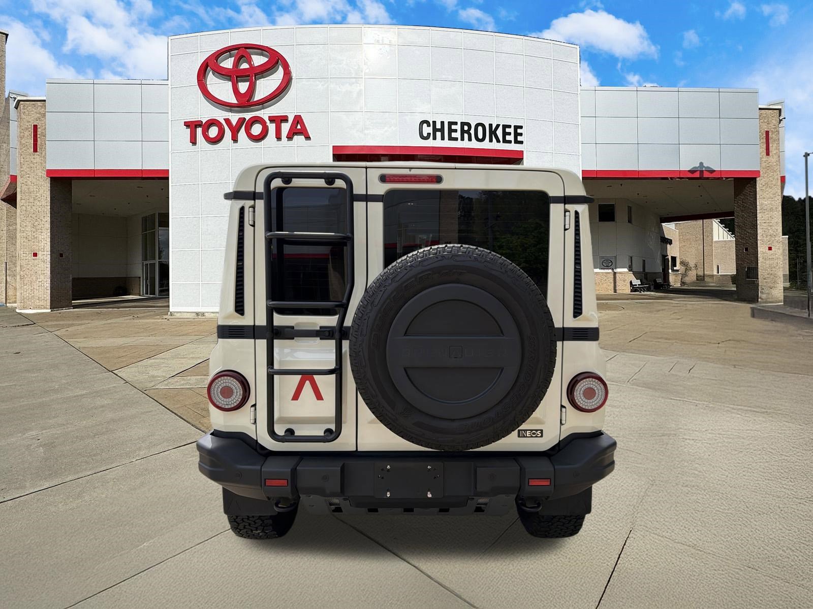 Used 2024 INEOS Grenadier Fieldmaster Edition image 6