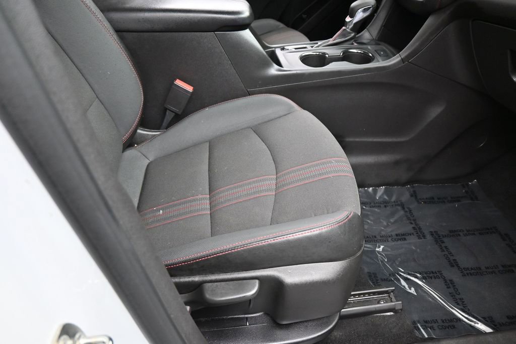 Used 2023 Chevrolet Equinox RS FWD image 40