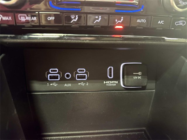 Used 2023 Jeep Grand Cherokee Overland image 16