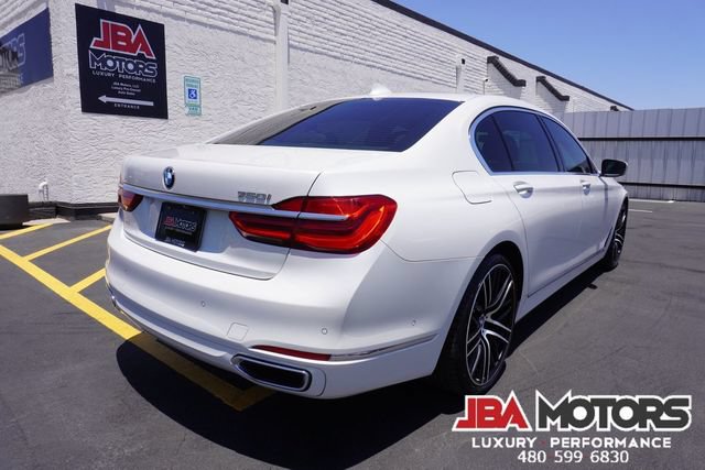 Used 2018 BMW 750i RWD image 82