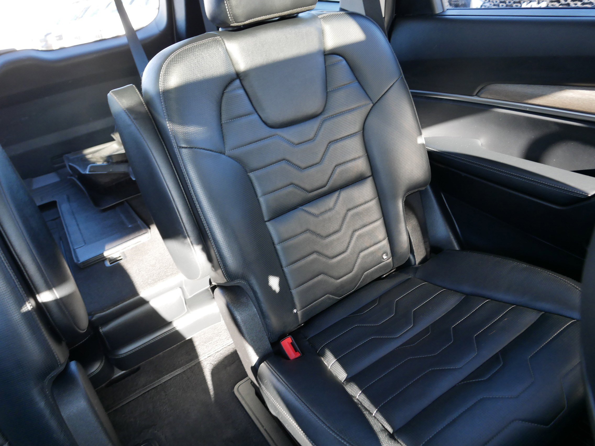 Certified 2022 Kia Telluride SX w/ SX Prestige Package image 14