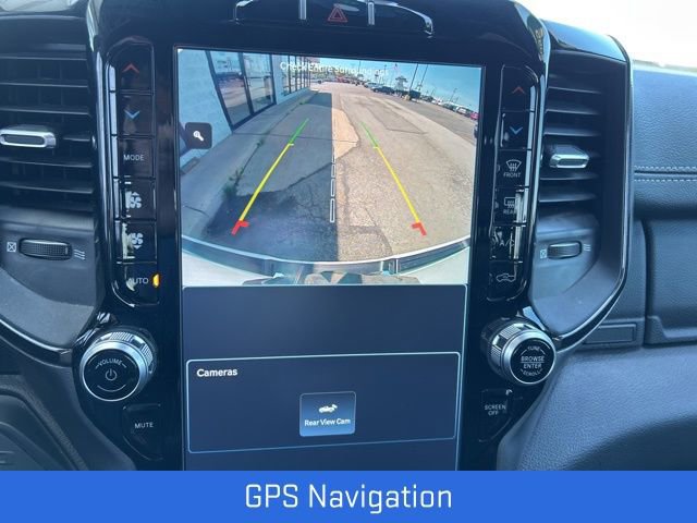 Used 2022 RAM 1500 Laramie AWD/4WD image 6