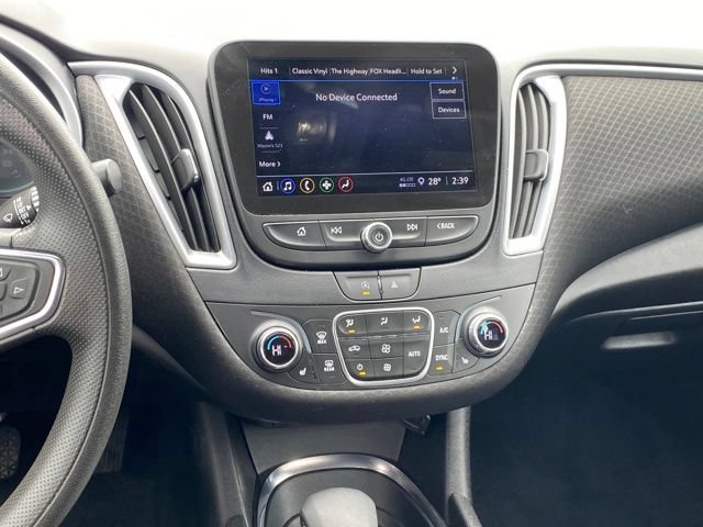 Used 2023 Chevrolet Malibu LT FWD image 9