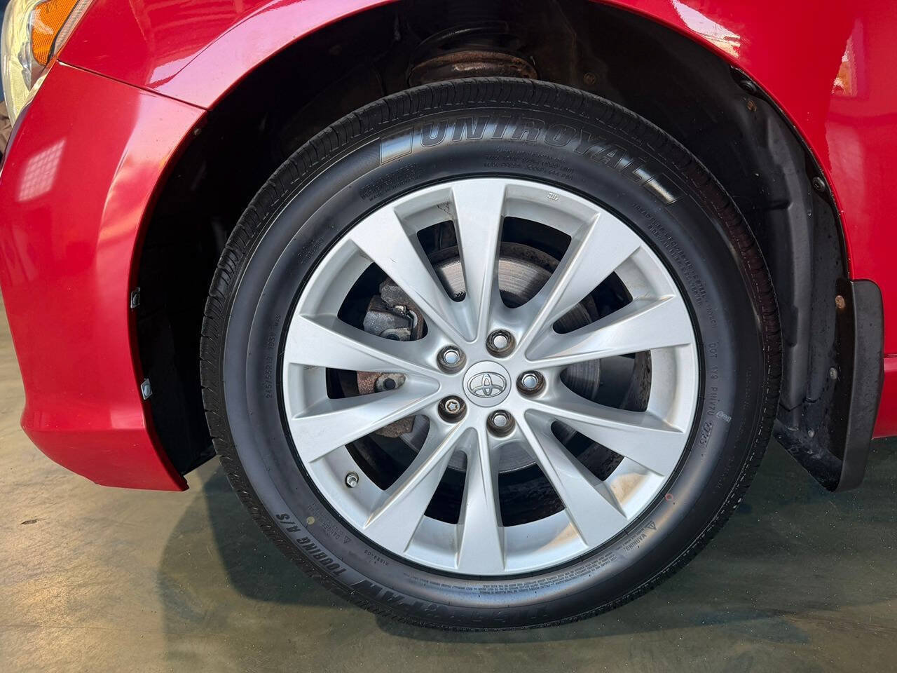Used 2013 Toyota Venza LE AWD/4WD image 27